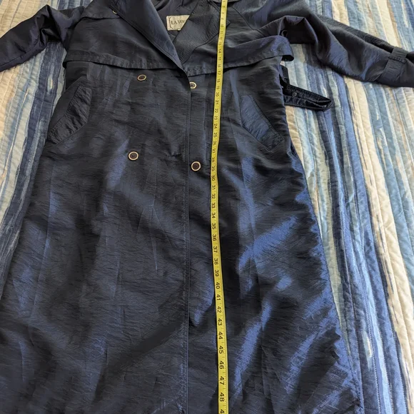 Vintage La Vogue Women's Deep Blue Trench Coat - Picture 9 of 10